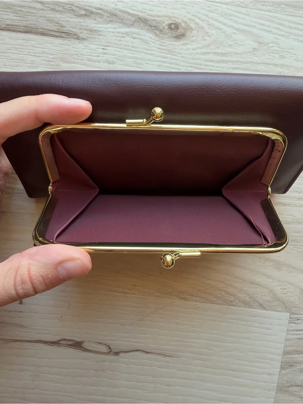 Buxton Women's Envelope Wallet Genuine Leather in Deep Plum/Maroon